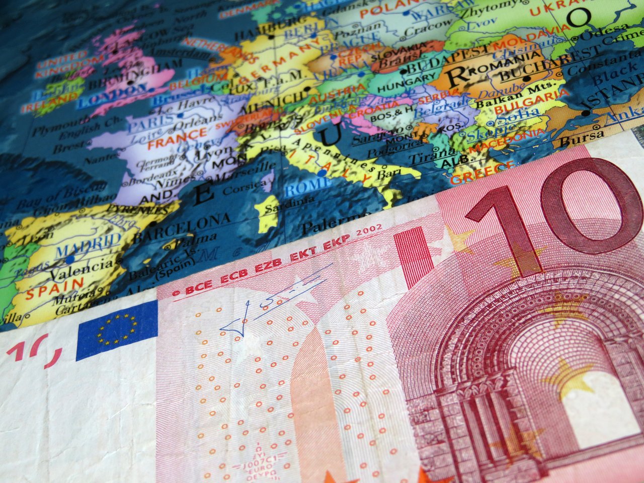 Ausländische Direktinvestitionen in Europa im signifikanten Rückgang