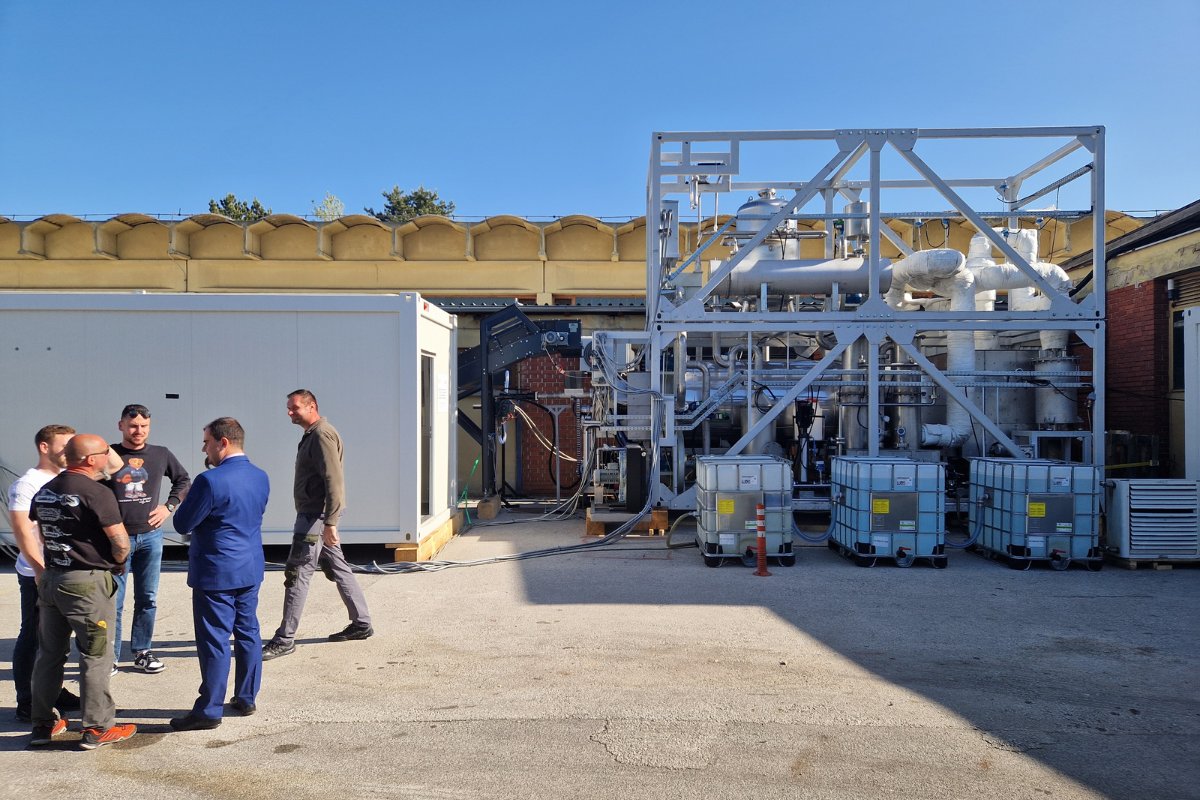 Innovation von DOK-ING: Wie man Wasserstoff aus Abfalltextilien gewinnt