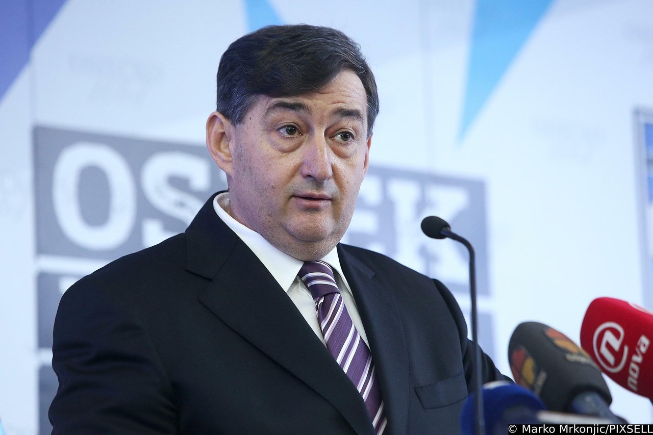 Ungarische Mészáros-Gruppe erwirbt Einzelhandelskette Baby Center