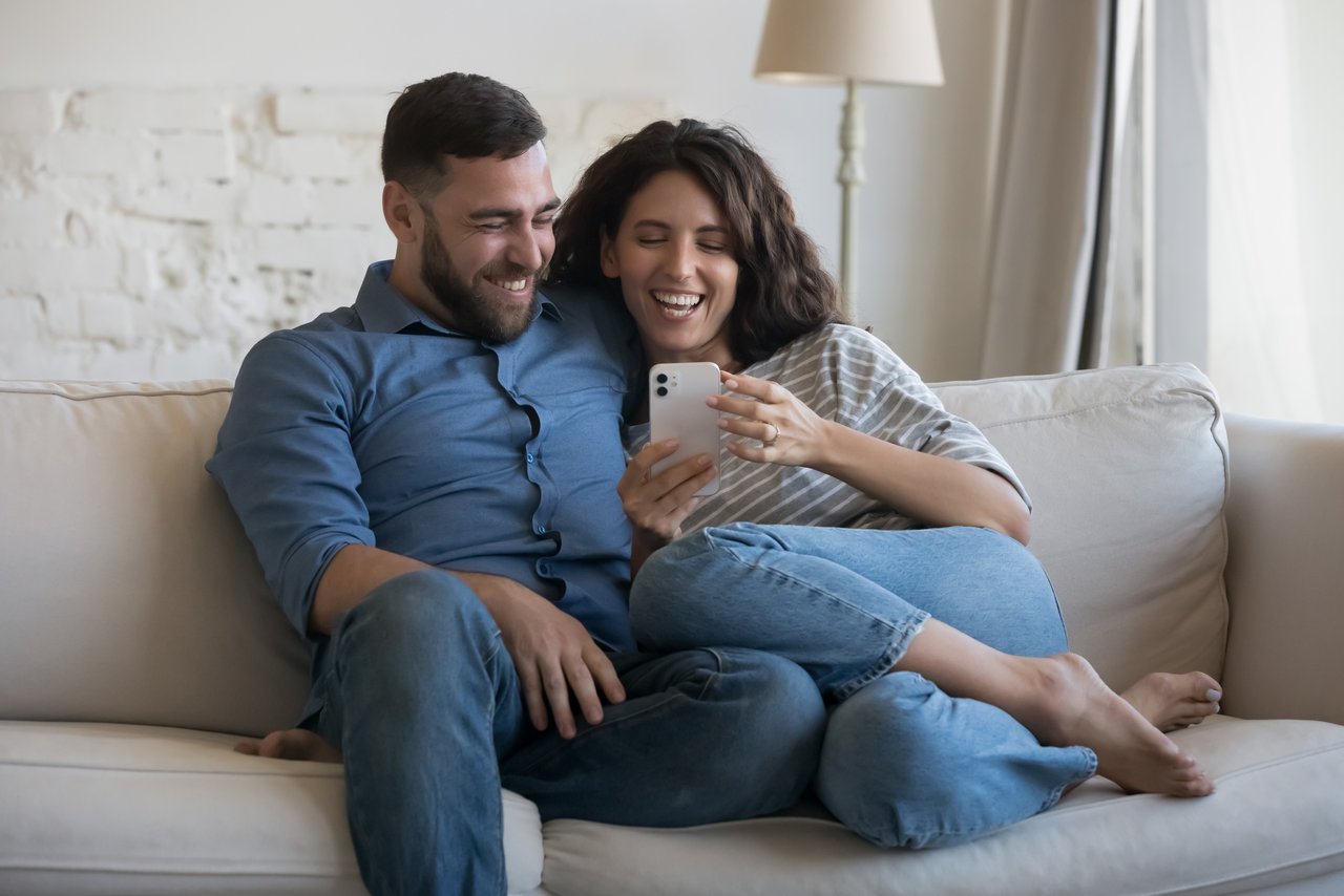 Koreqt Plattform führt Preisvergleich für Lebensmittel und Versicherungen ein