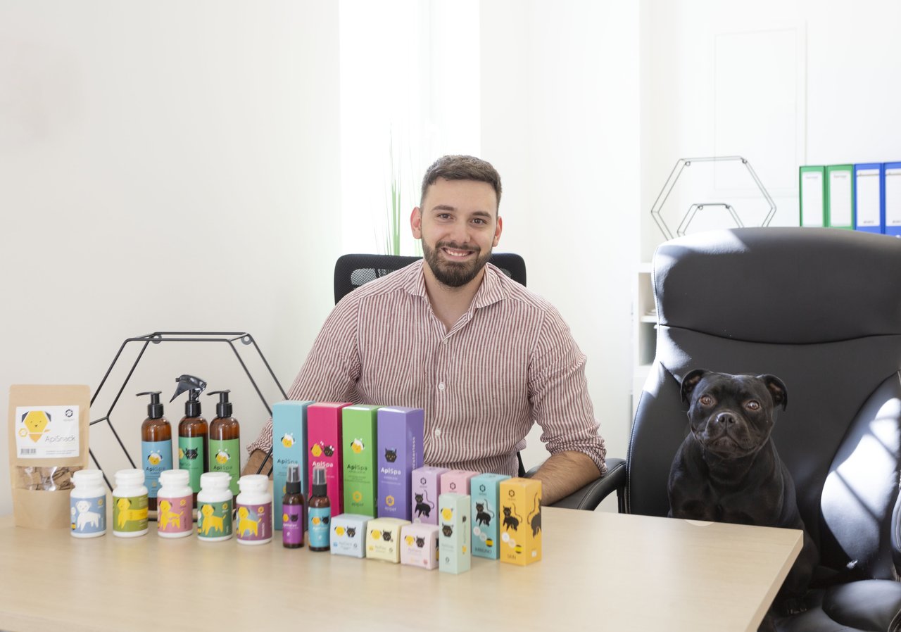 Amerikanisches Chewy zeigt Interesse an der kroatischen Marke Apipet