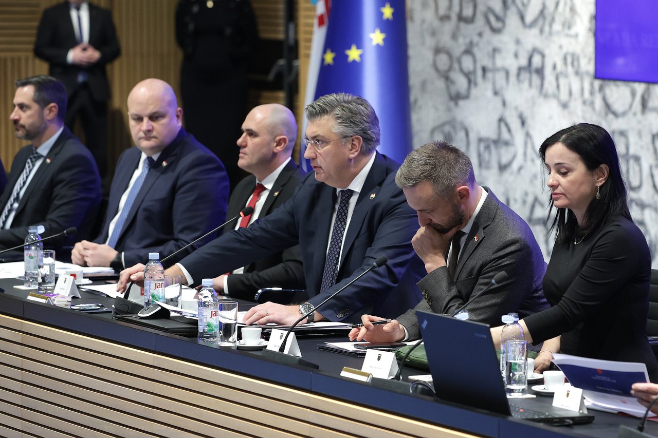 Die Regierung genehmigte HEP ein Darlehen von 400 Millionen Euro