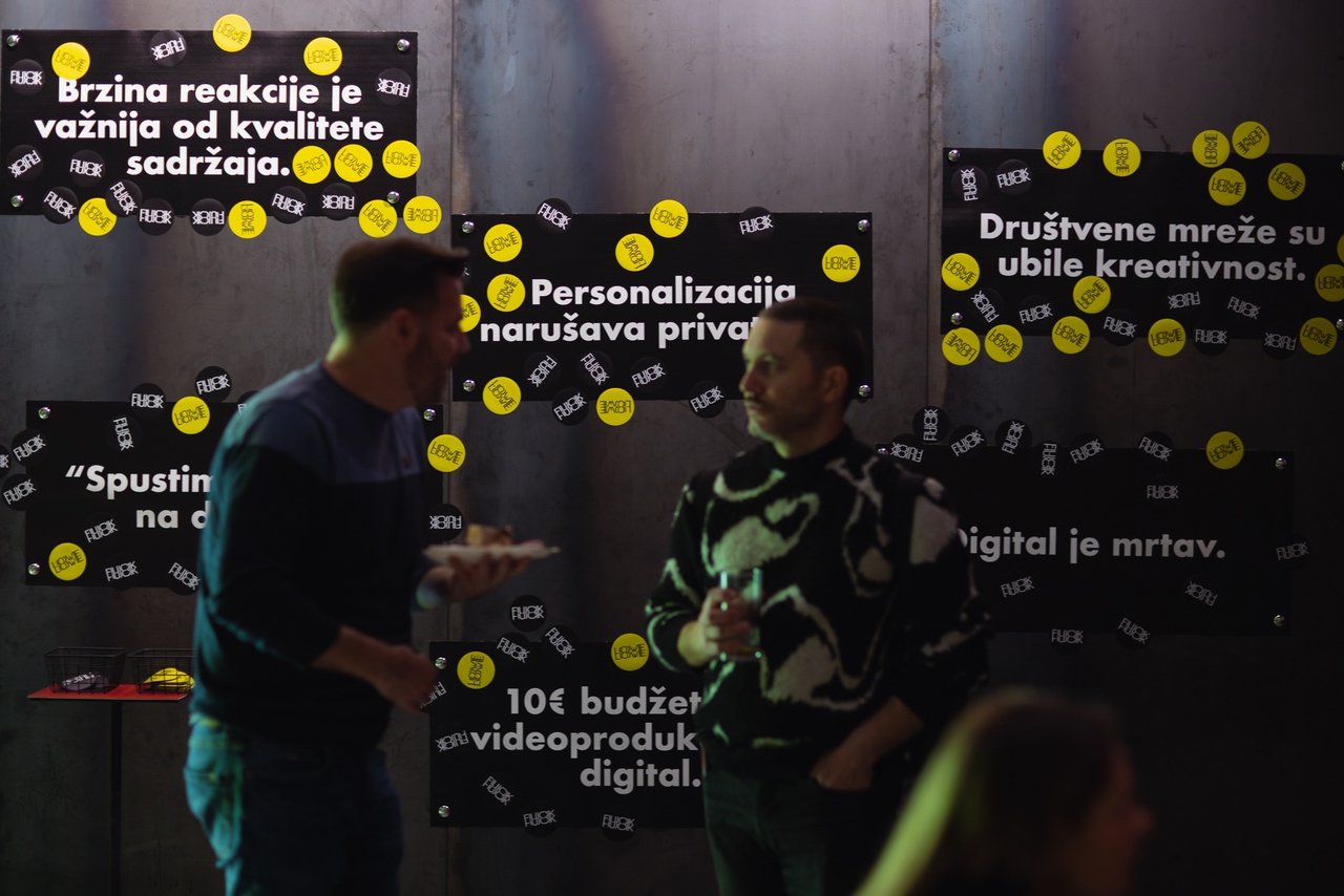 Warum ist digitale Außenwerbung wichtig? Finden Sie die Antwort in der neuen Ausgabe von IAB Discovery bei Urania