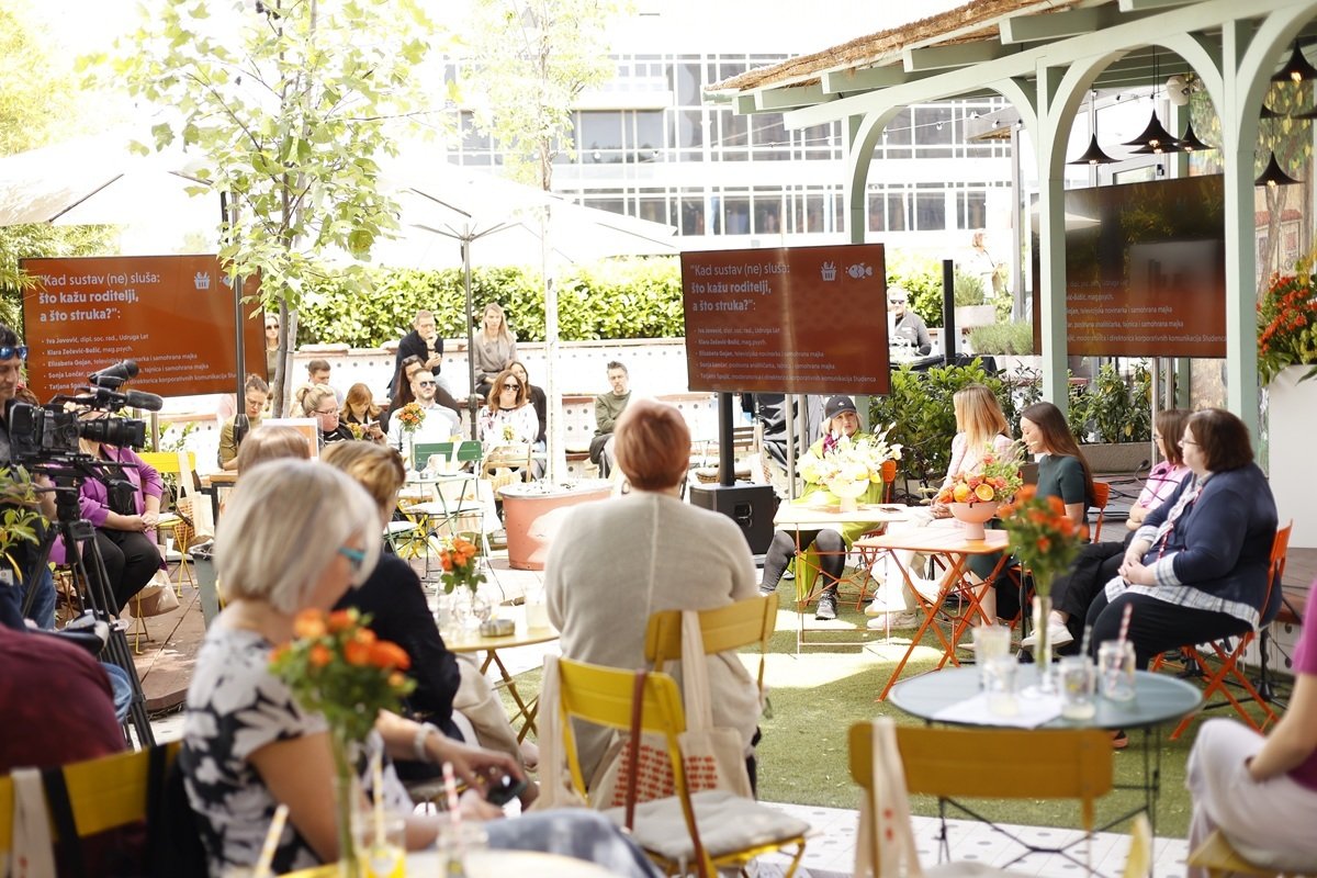 Neue Studie von Studenac enthüllt Herausforderungen von Alleinerziehenden