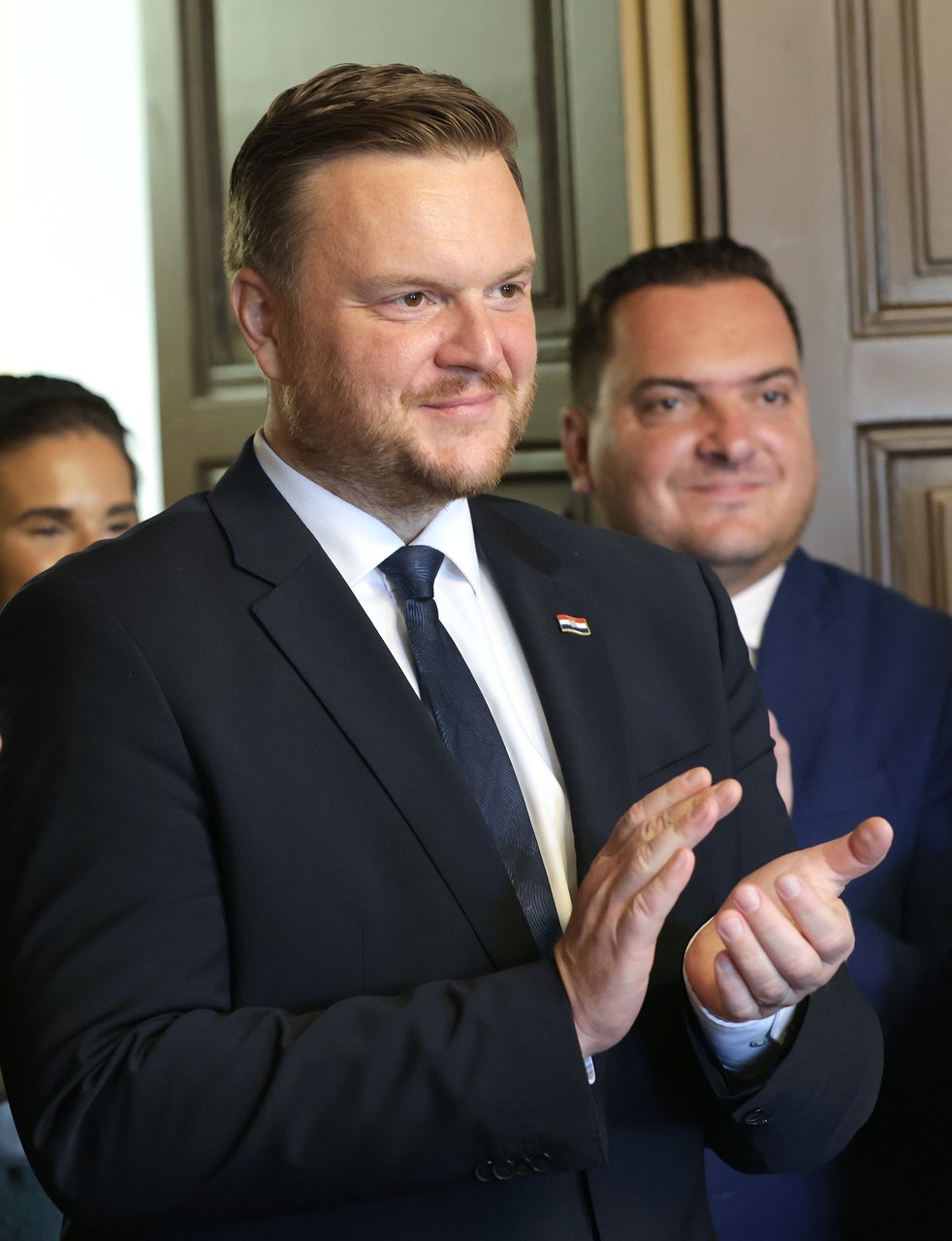 Haushaltsdefizit von 2 Milliarden Euro trotz Umsatzwachstum