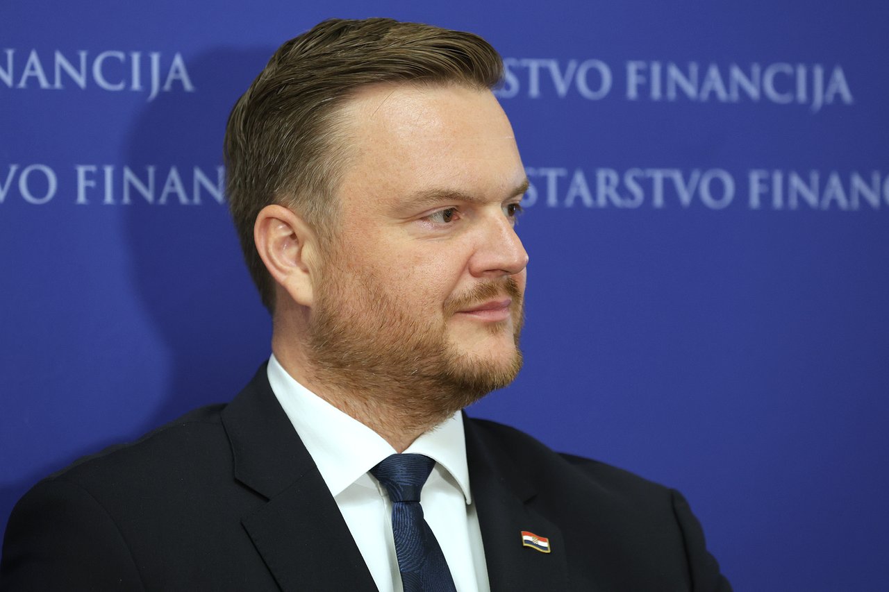 Primorac: Lohnwachstum sollte begrenzt werden, und neue Staatsanleihen kommen