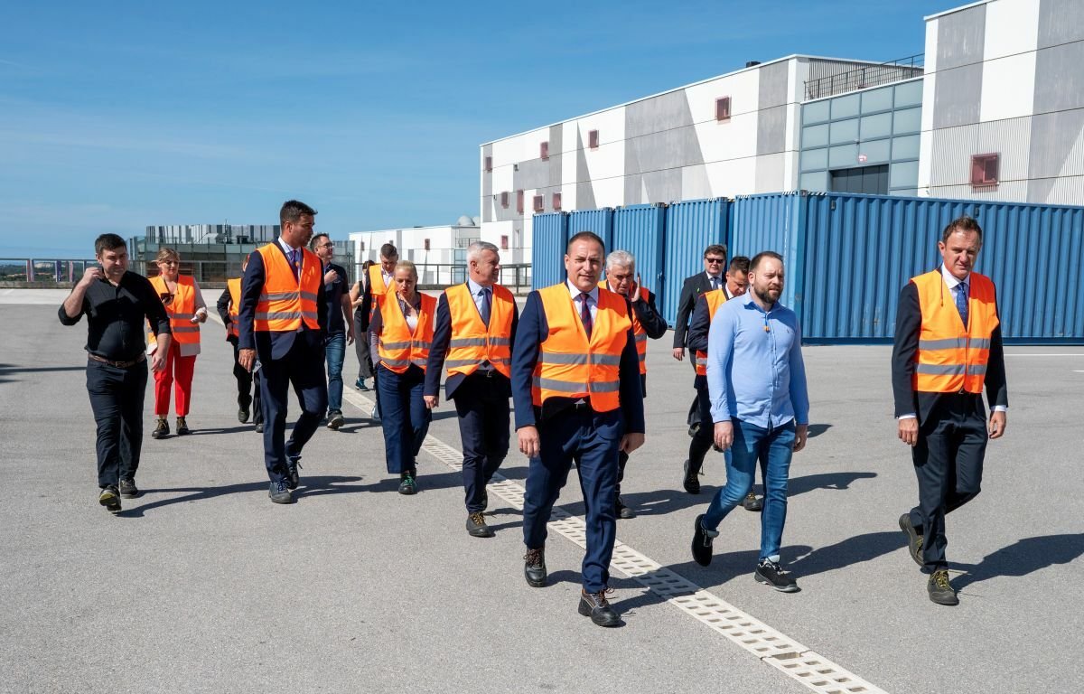 BAT präsentiert Wertschöpfungskette, die Landwirtschaft und Industrie verbindet