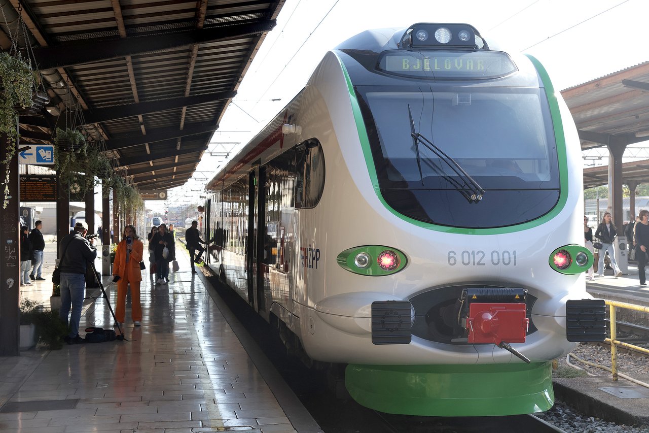 HAKOM: Growth of Passengers and Cargo on Railways in 2025.