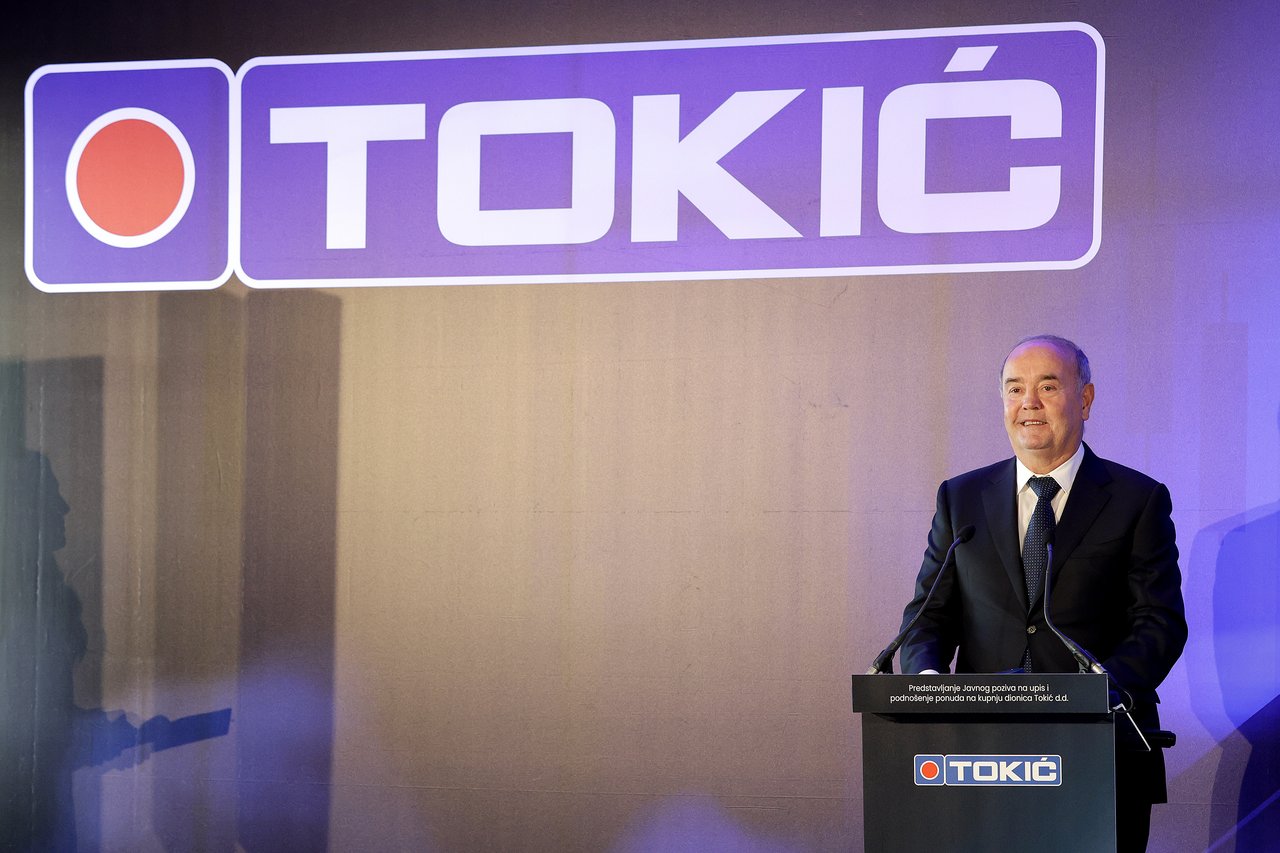 Tokić Abandonne la Construction de Son Propre Centre, Loue un Complexe Logistique