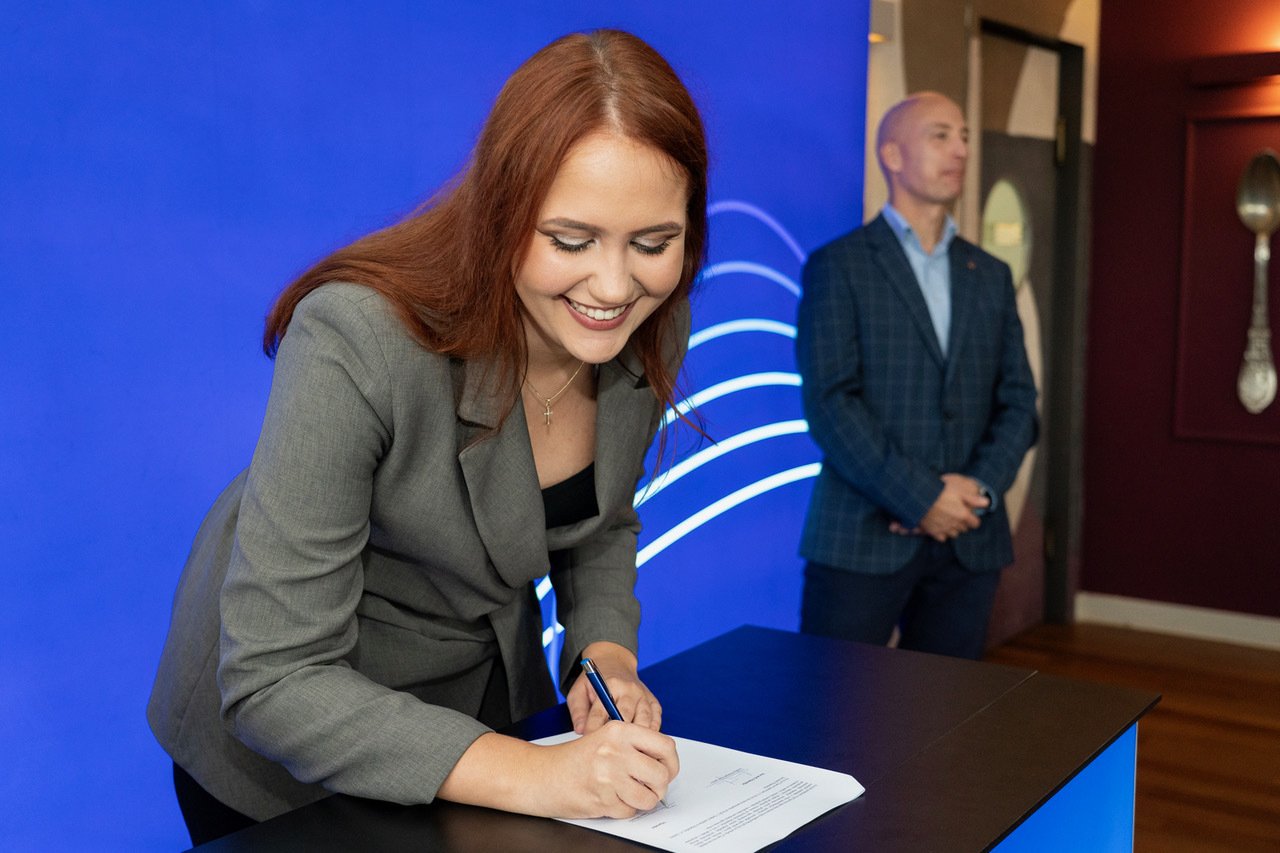 Adria Dental Group erhöht die Anzahl der Stipendiaten auf 20 im dritten Jahr des Programms