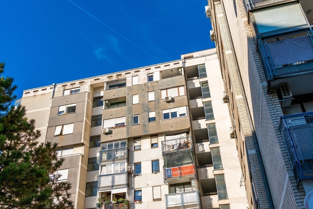 APN ruft Eigentümer von leerstehenden Wohnungen zu erschwinglichen Mieten im Dezember auf