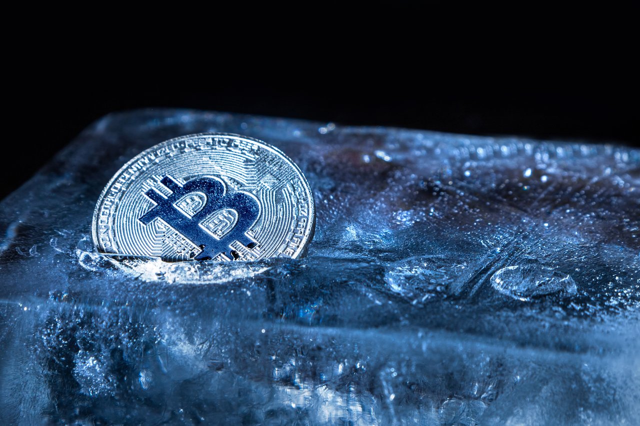 Bitcoin Moves Towards Rare Consecutive Quarterly Loss