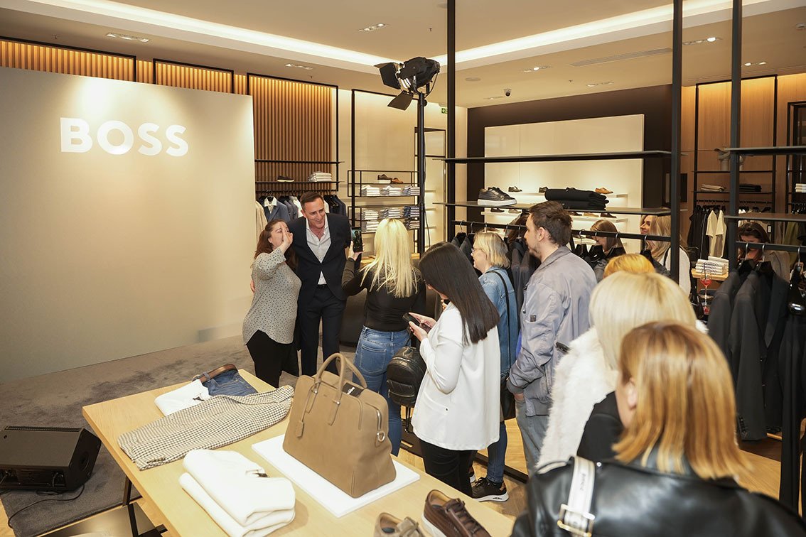 Dans le magasin Boss au Centre Arena, une rencontre avec Sergej Ćetković a eu lieu