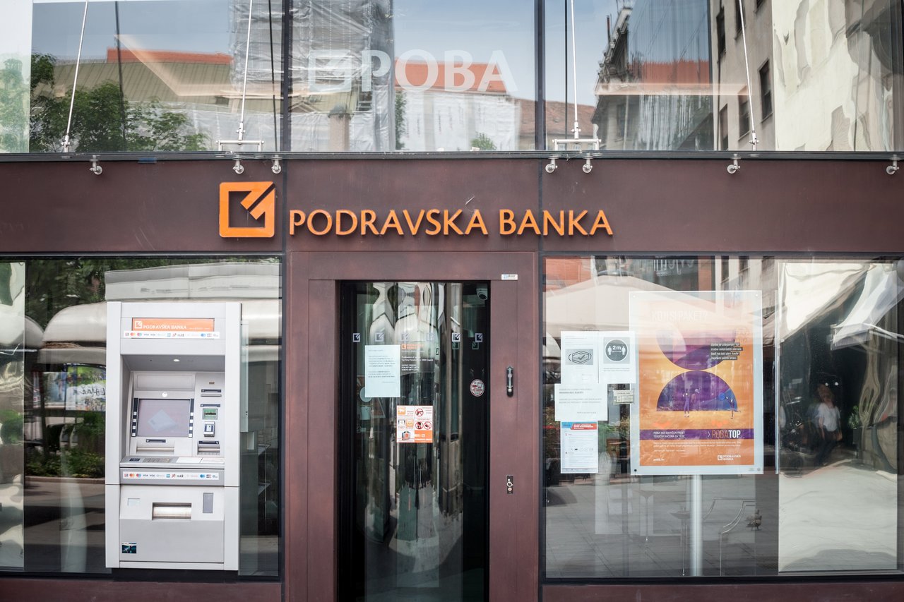 Les actionnaires de Podravska banka ont signé des contrats pour la vente d&rsquo;actions à AikGroup