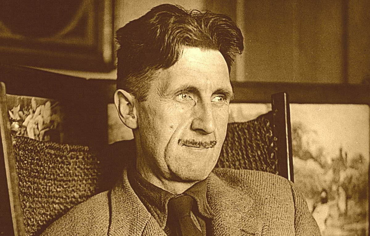 Le &lsquo;1984.&rsquo; d&rsquo;Orwell : Du Big Brother à la Surveillance Comportementale Numérique