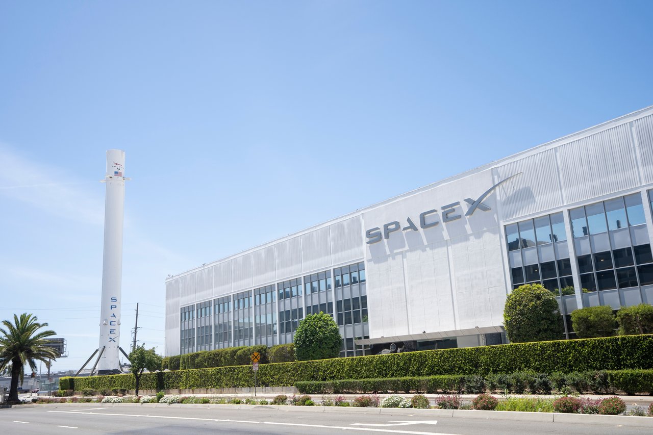 SpaceX Prepares $20 Billion Bonds After Largest IPO