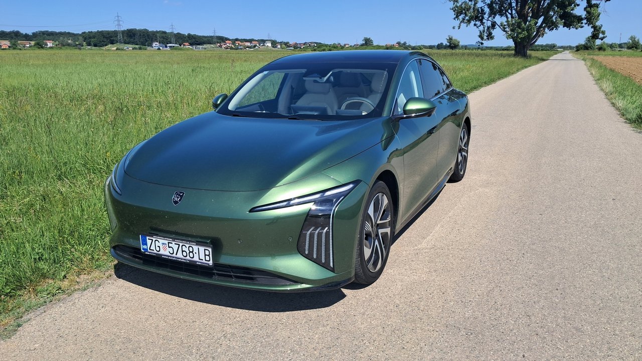 Forthing S7 REEV: The Chinese Sedan That Changes the Game