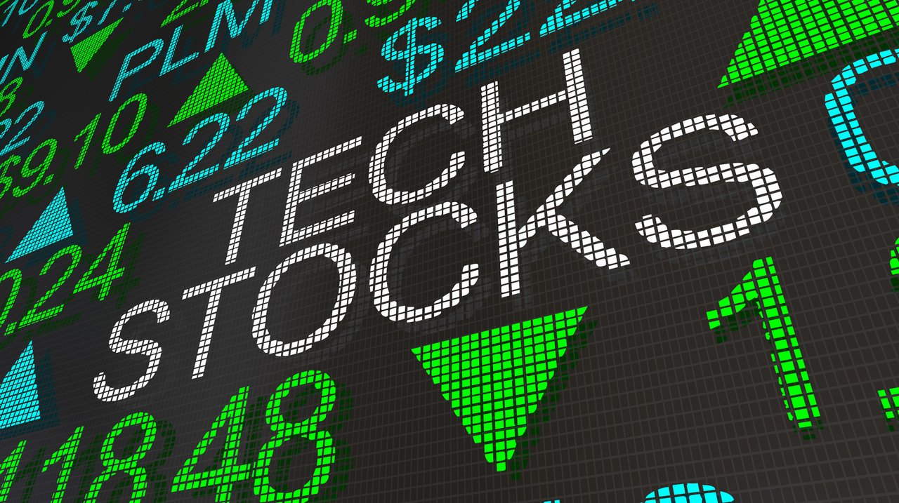 The Burst of the AI Bubble and Fear of the Fed: The Technology Sector in Decline