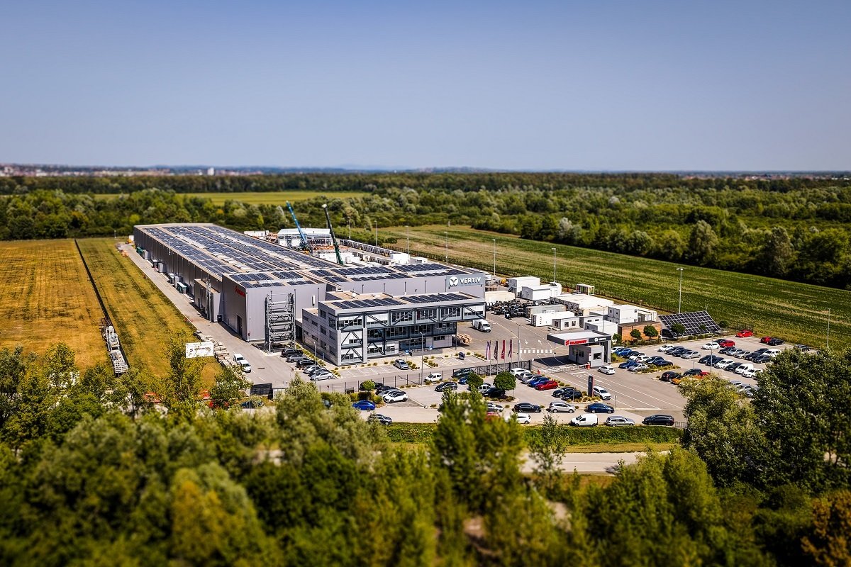 Vertiv Élargit son Équipe en Croatie : Plus de 200 Postes pour l&rsquo;Infrastructure IA
