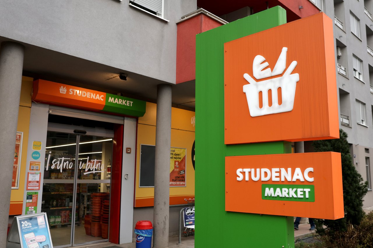 Wie konnte Studenac, ‚verschuldet wie Griechenland‘, solche Kredite erhalten?