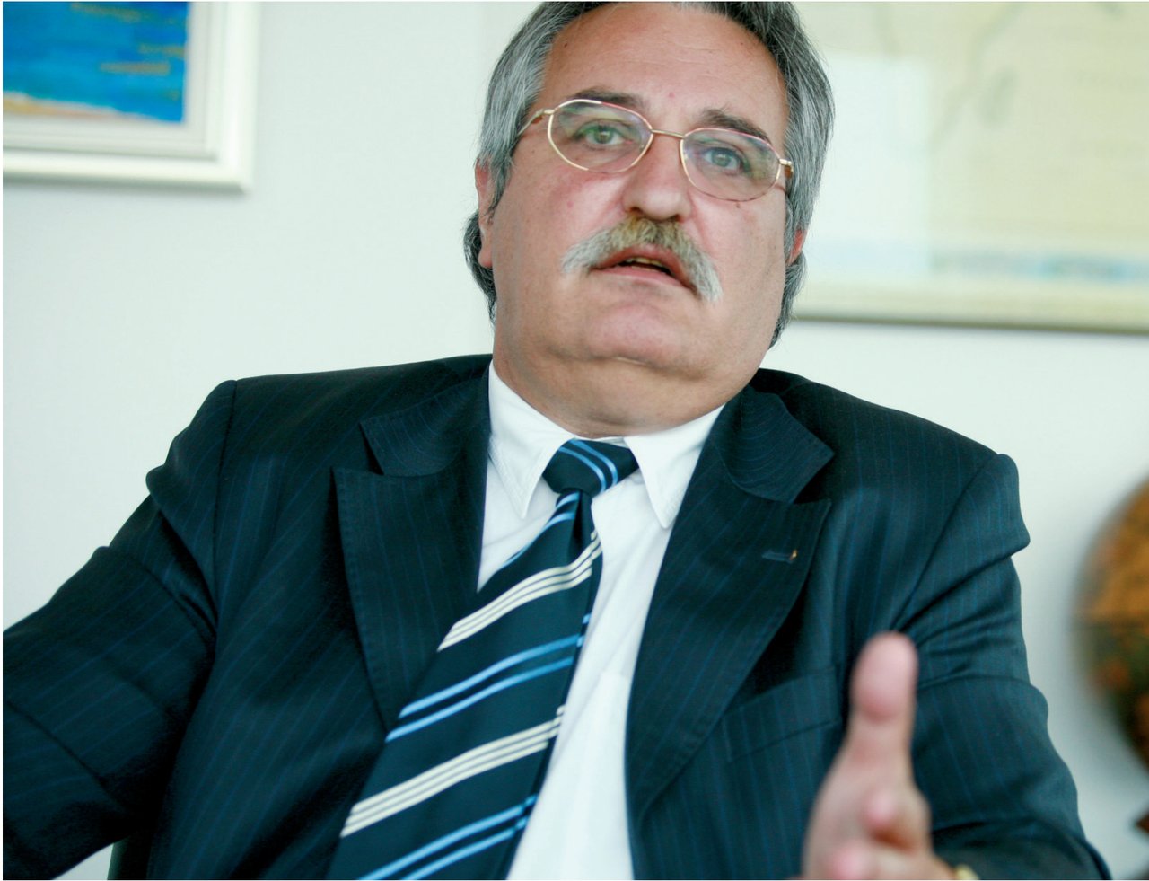 Generalturist kreće u gradnju vlasti