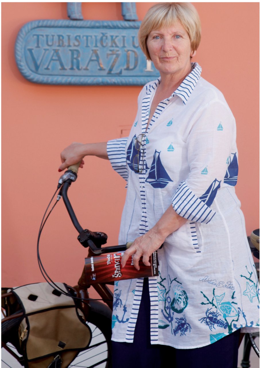 BRANKA TROPP Špancirfest-baka na biciklu