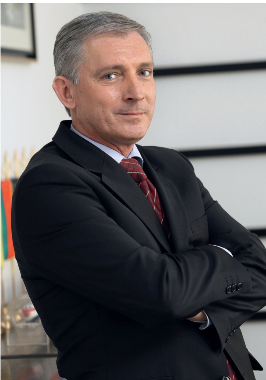 RENE VALČIĆ Put oko HŽ-a u osam godina