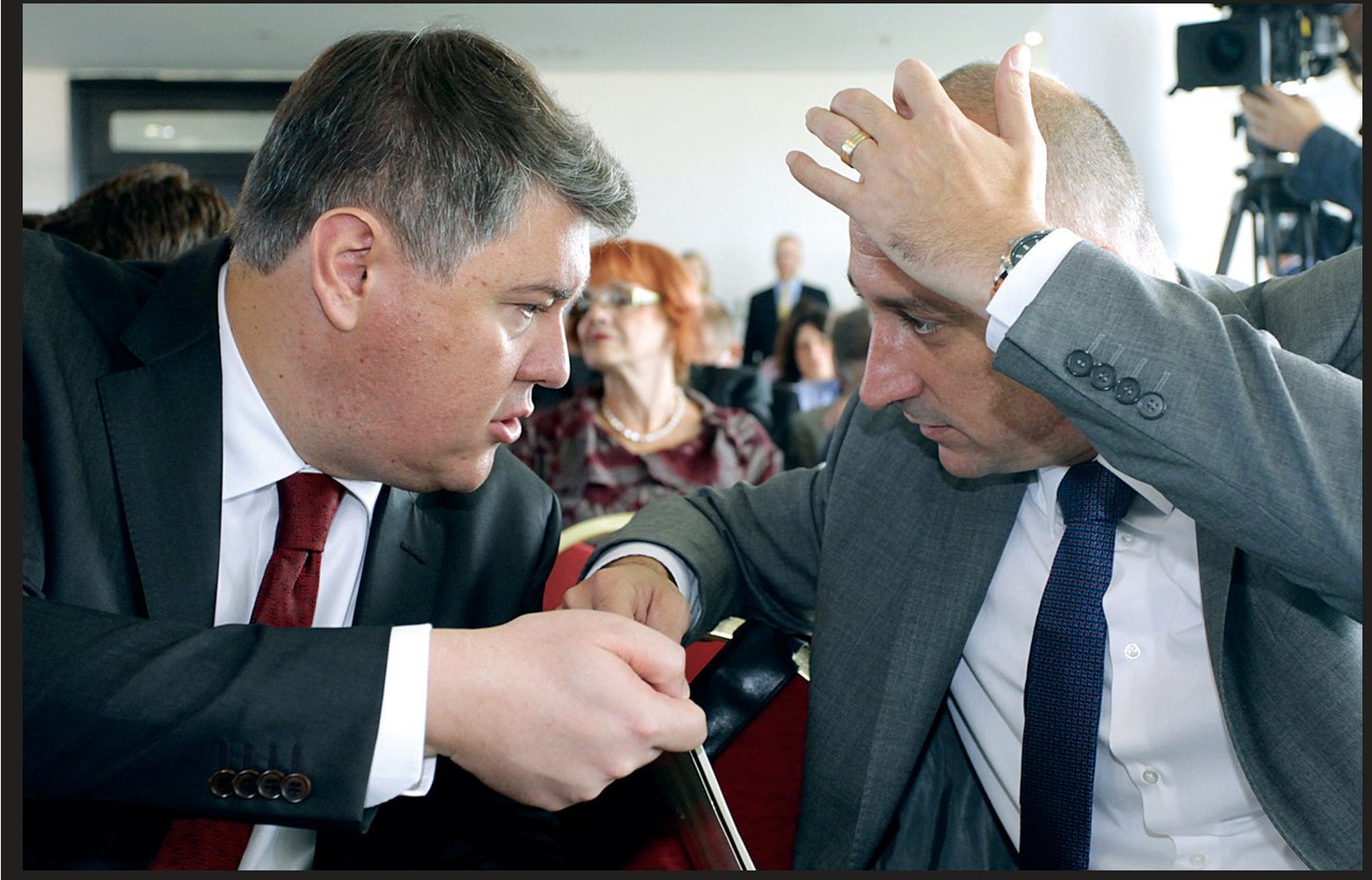 Most ruši pelješki most