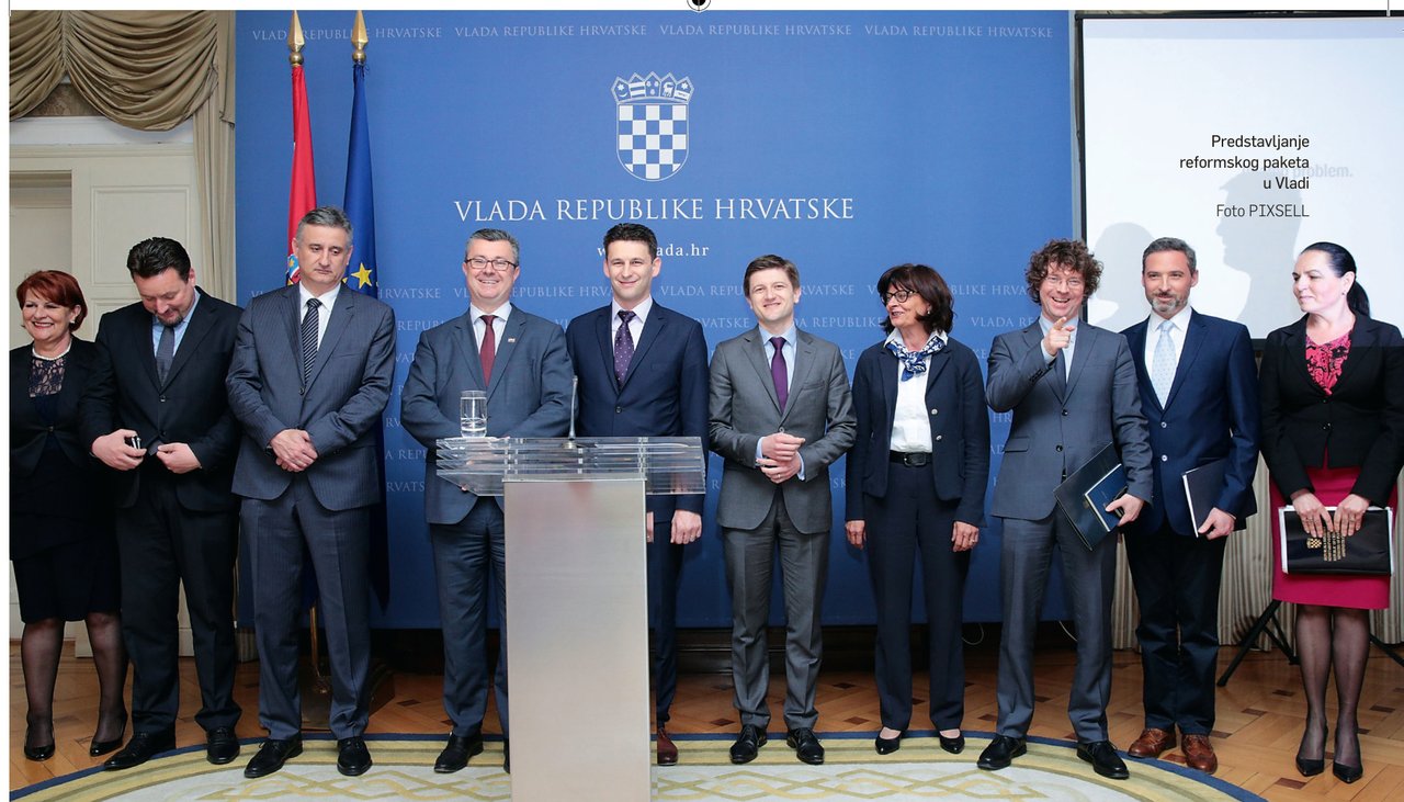 Izgubljena godina NEDIRANJE U RASHODE I KRIZA UPRAVLJANJA UBIJAJU REFORME