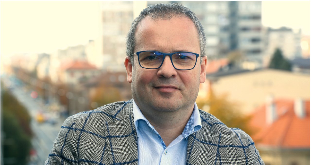 Morate biti dio neke veće priče